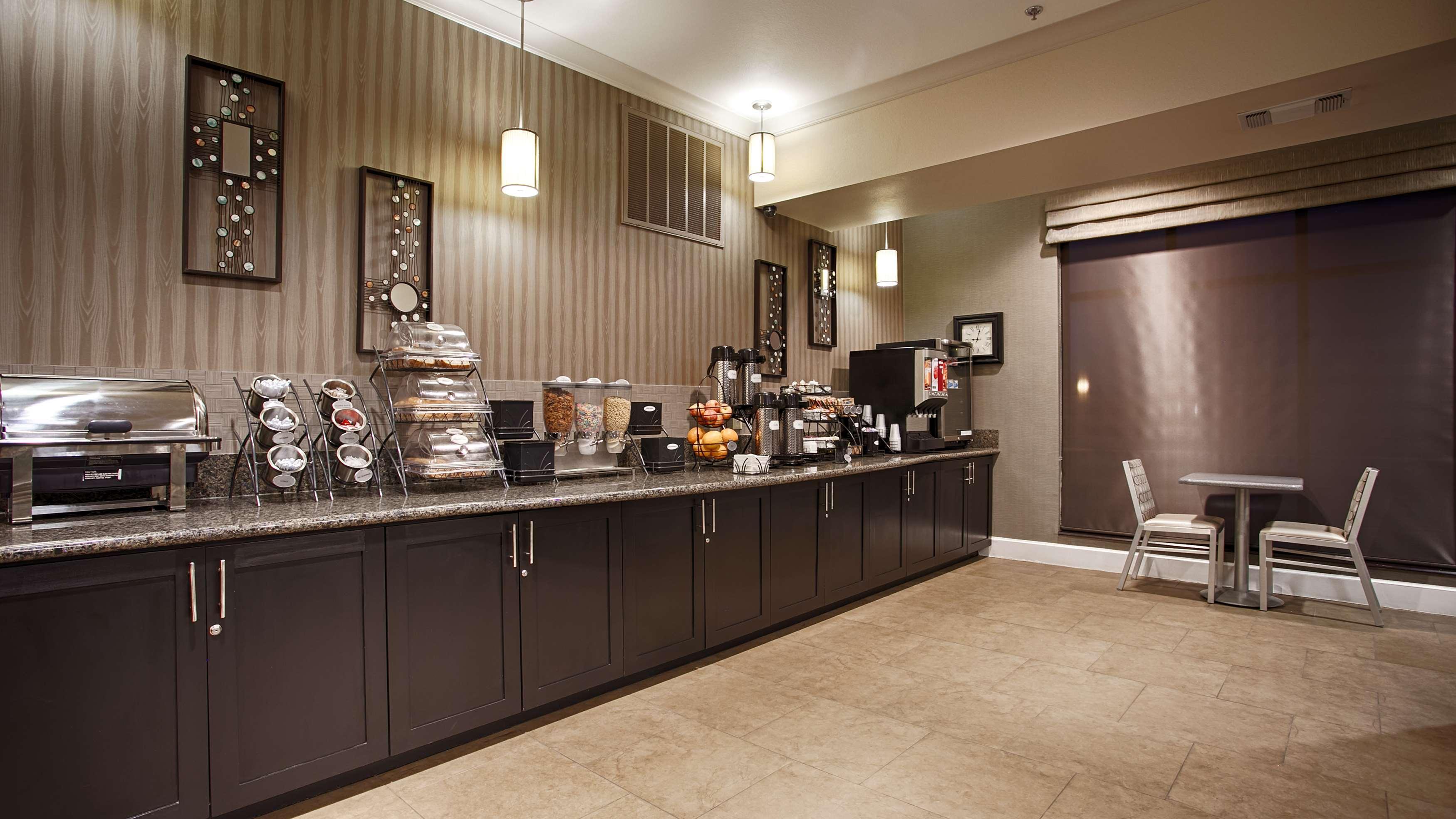 Best Western Plus Texarkana Inn And Suites Εξωτερικό φωτογραφία